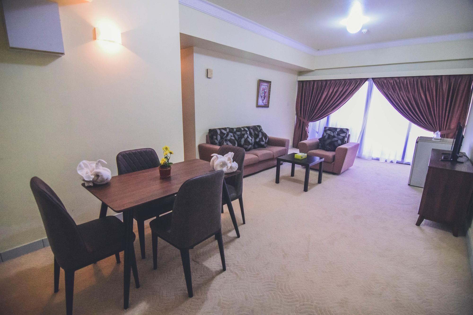 Jubilee Hotel Бандар-Сері-Бегаван Екстер'єр фото